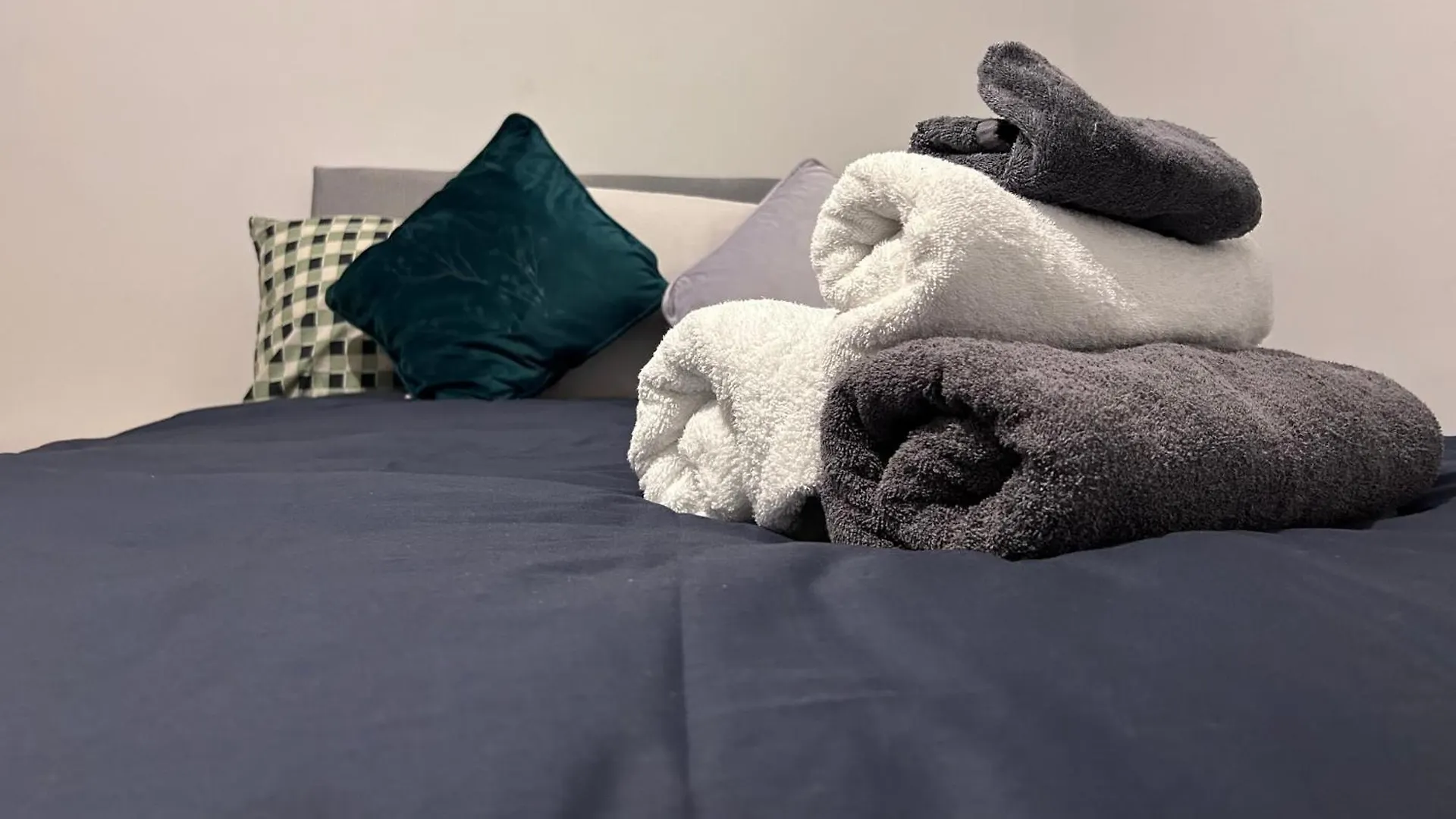 Apartment Urban Oasis:Perfect Stay In City Edinburgh